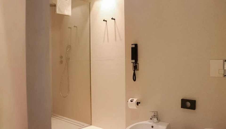 هتل مونوگراف تفلیس